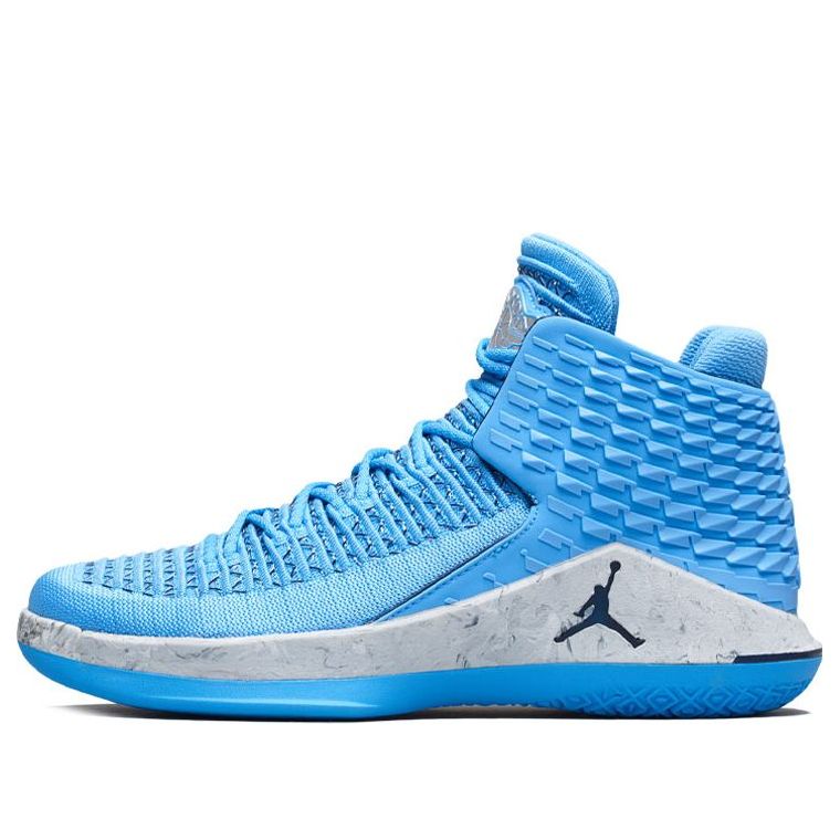 Air Jordan 32 'UNC' AA1253-401